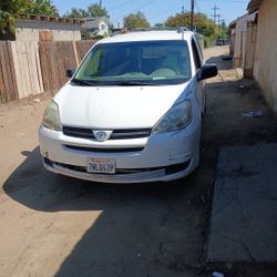 2005 Toyota Sienna