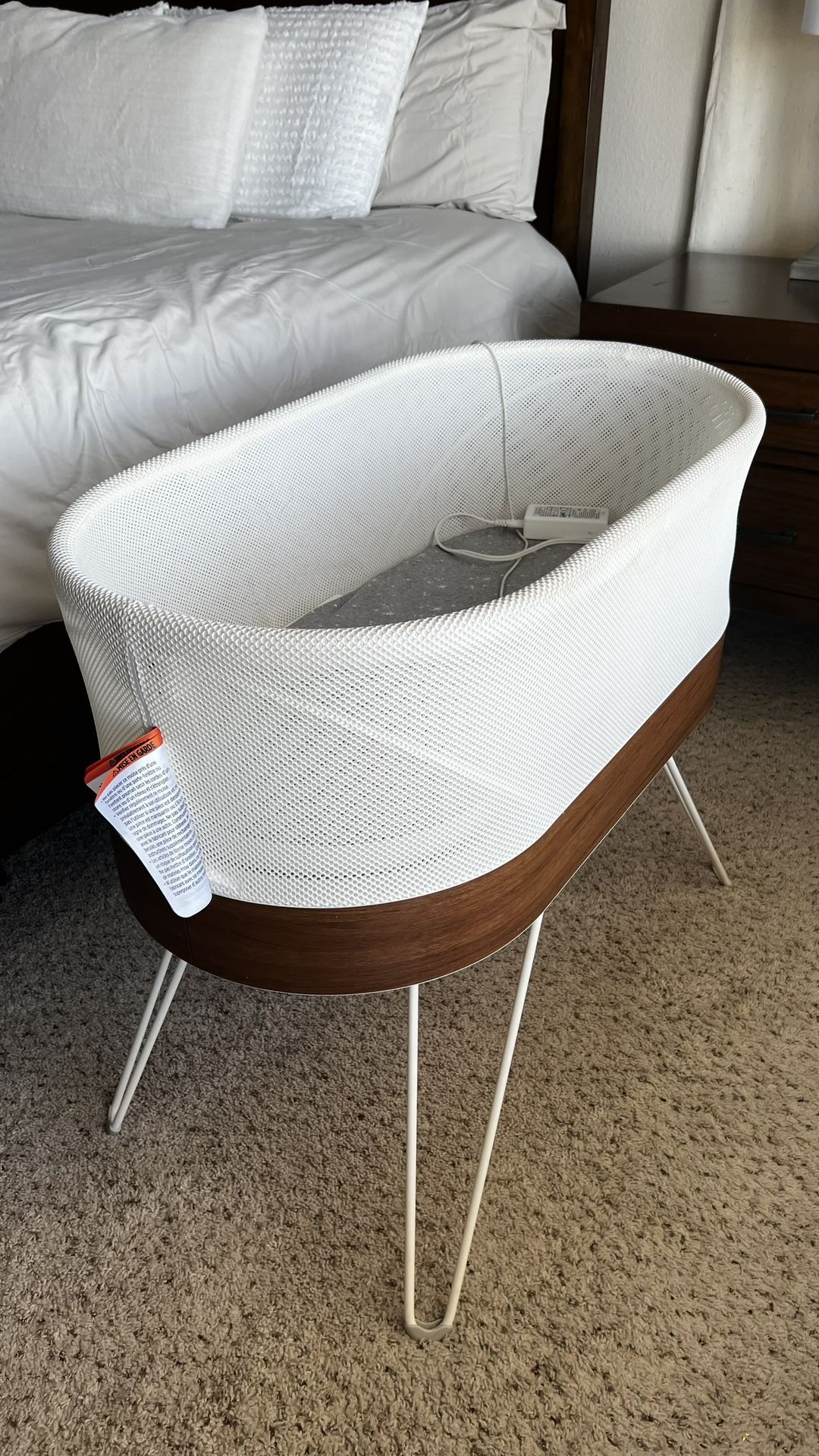 SNOO bassinet