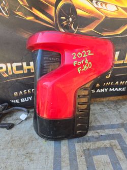 2022 ford F150 tail Lights