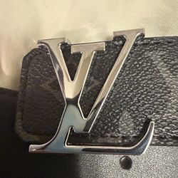 Men’s Louis Vuitton Belt Black 40-42