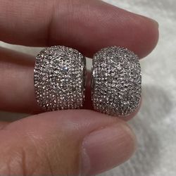 14k Diamond 💎 Huggie Earrings 