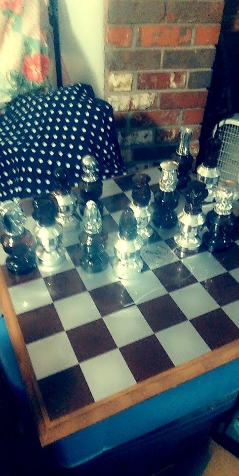 Rare AVON CHESS