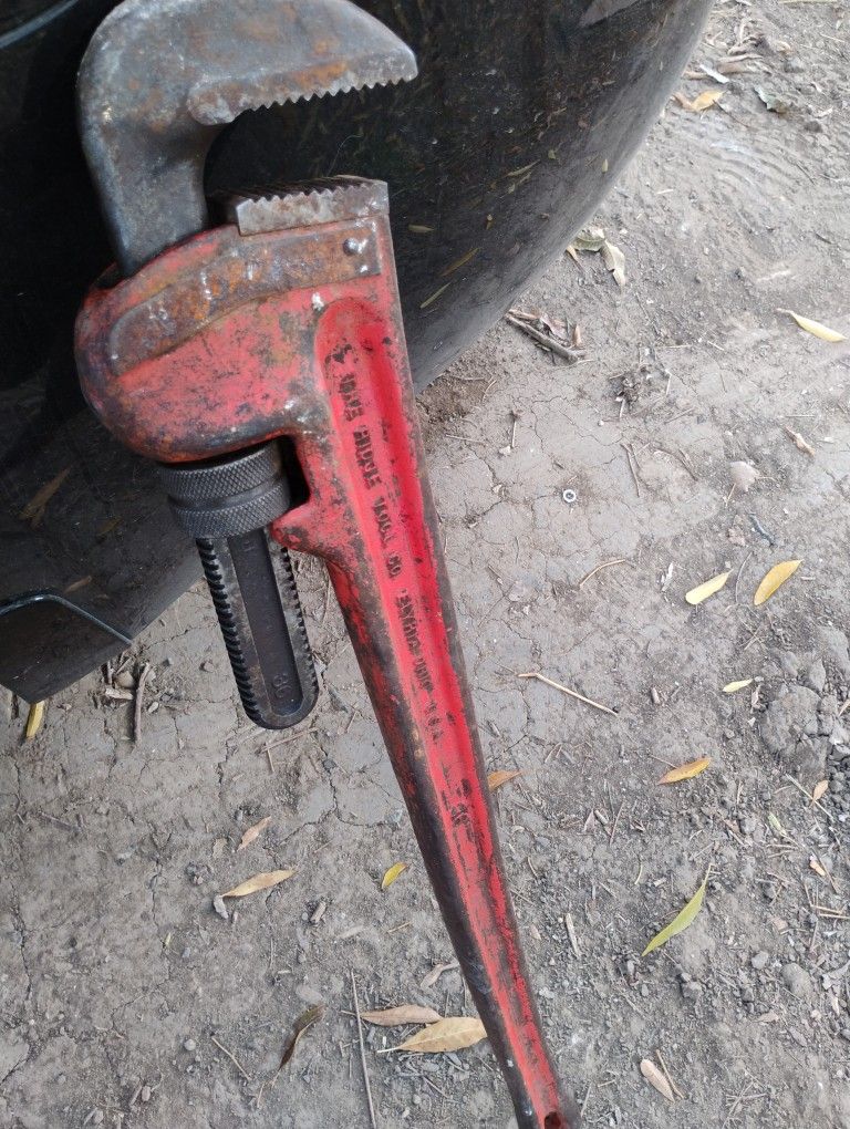Rigid 36" Pipe Wrench