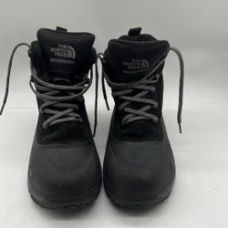 The North Face Chilkat Waterproof Lace Boots  Boys Size US 7 big Kid/Youth Black