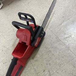 Milwaukee M18 FUEL 16 in. 18-Volt Lithium-Ion Brushless Cordless Chainsaw (Tool-Only)
