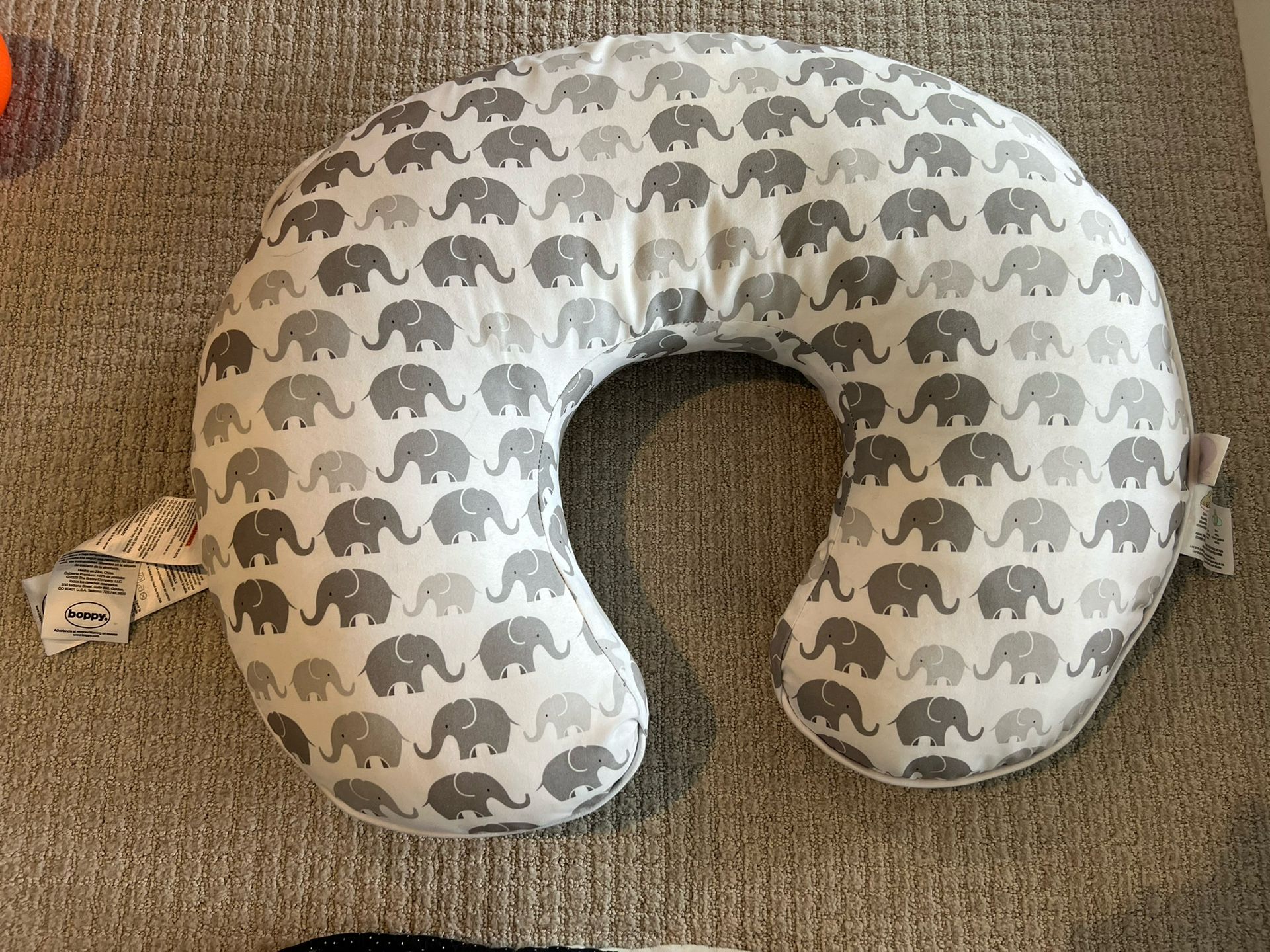 Boppy Nursing Pillow & 2 Covers