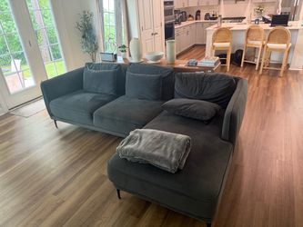 Gray Sectional Sofa with Chaise Lounge