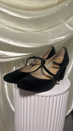 Black velvet heels