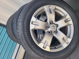 18" Rims Toyota RAV4 Like NEW Llantas Bridgestone Run Flat 