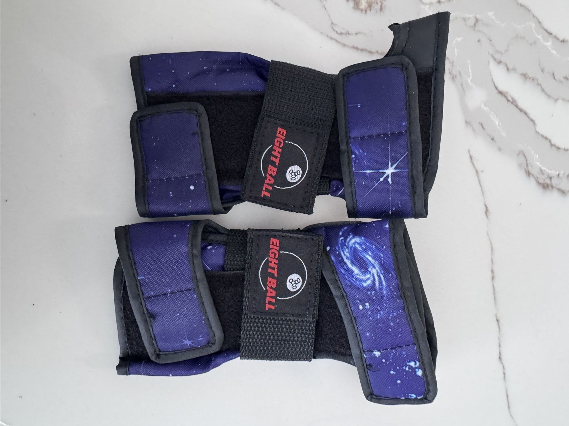 8Ball Knee Pads & Wrist Guards – Protective Gear