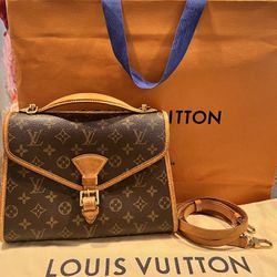 Authentic Louis Vuitton Crossbody Bag for Sale in Spring, TX - OfferUp