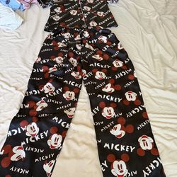 Mikey pijamas