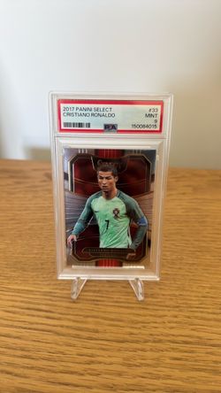 2017 Panini Select Cristiano Ronaldo #33 PSA 9