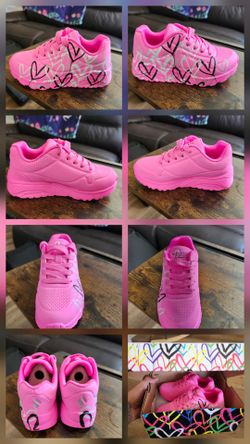 Skechers