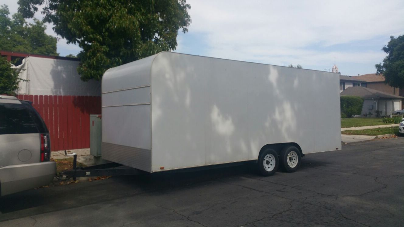 08 Aztec enclosed cargo/ car hauler trailer 20'x 8'