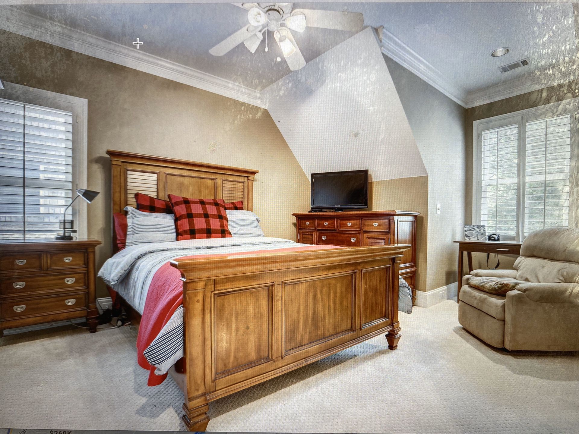 Wooden Bedroom Set (Dresser and Bed Frame only)