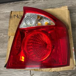 04-06 Kia Spectra Sedan New Right Passenger side Tail Light