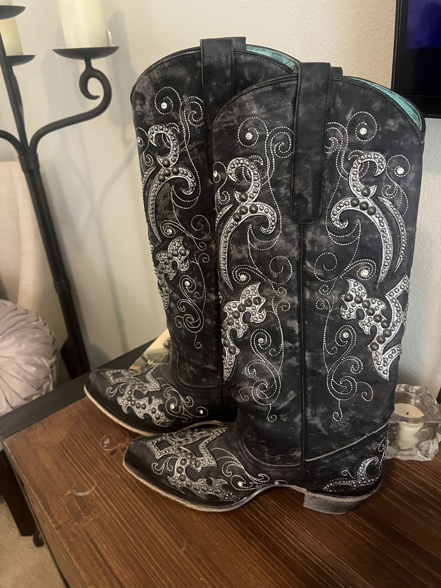 Women’s Corral Boots 8 1/2