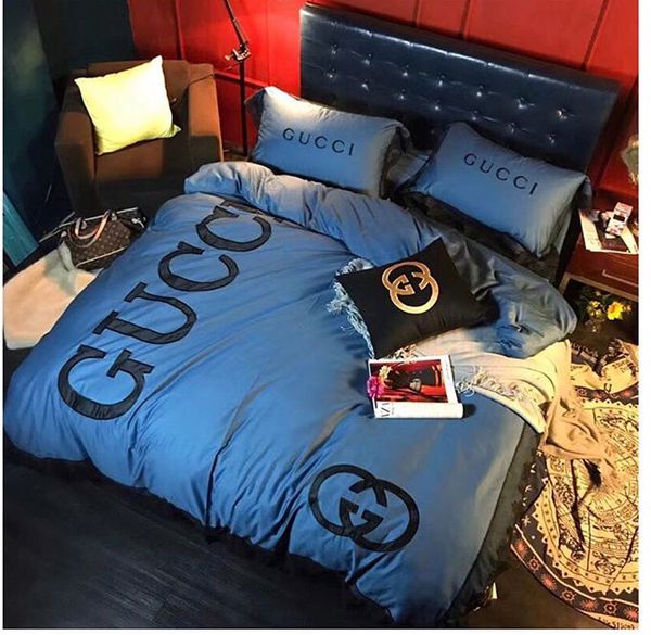 Gucci Comforter Set For Sale In Smyrna Ga Offerup