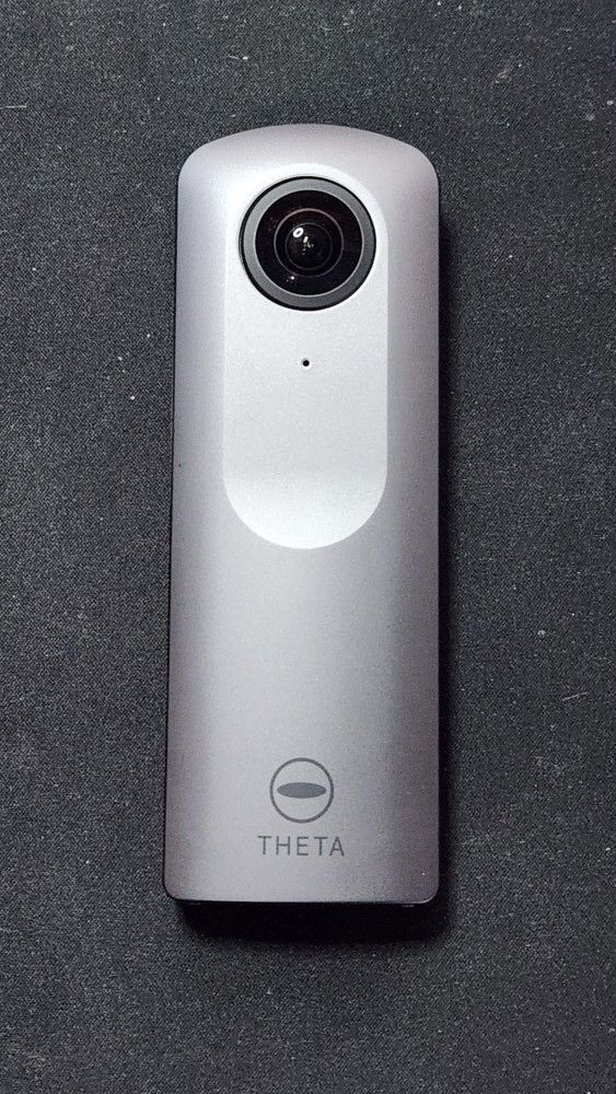Ricoh Theta V - Barely Used