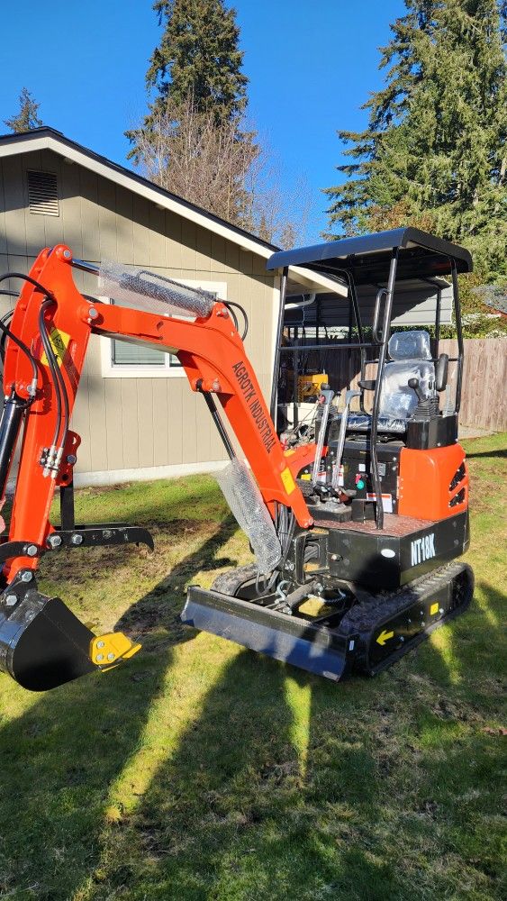 Brand New Kubota Powered Diesel Engine Mini Excavator