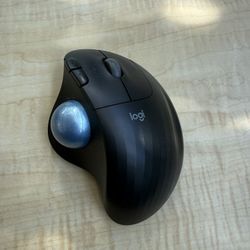 Logitech - ERGO M575 S Wireless Ergonomic Trackball Mouse - Wireless - Black