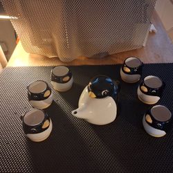 Assortment Of Many Penguins And Specialty Ones Also.. Selling As A Bundle/ Set.. All Sales Final.
