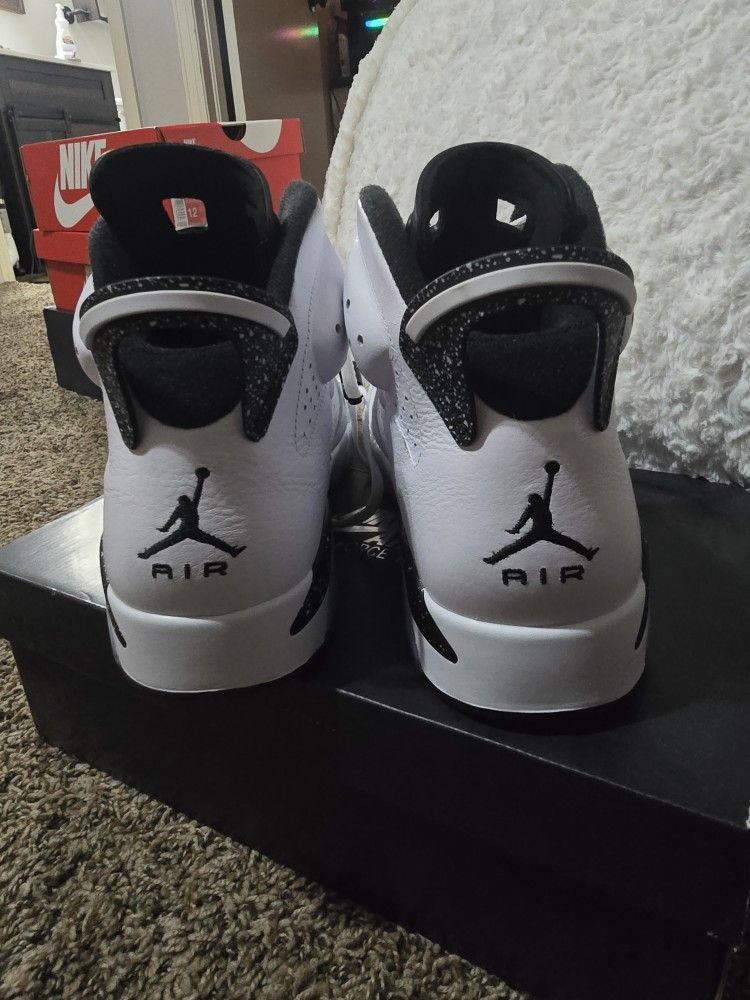 Air Jordan 6 Retro Reverse Oreo