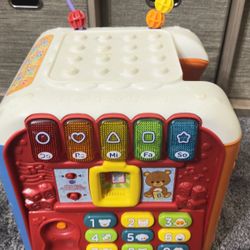 VTech Alphabet Activity Cube