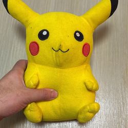 Pokemon Plush Pikachu
