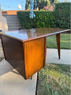 Vintage Anderson Mid Century Modern Walnut Desk – Floating Top, Original Finish, Dovetail Drawers