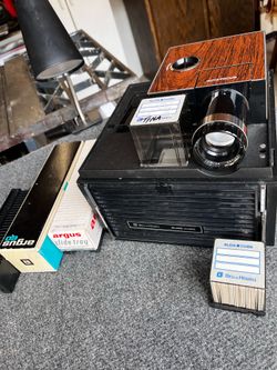 Slide Projector, Bell & Howell, Cube Load Cartridge