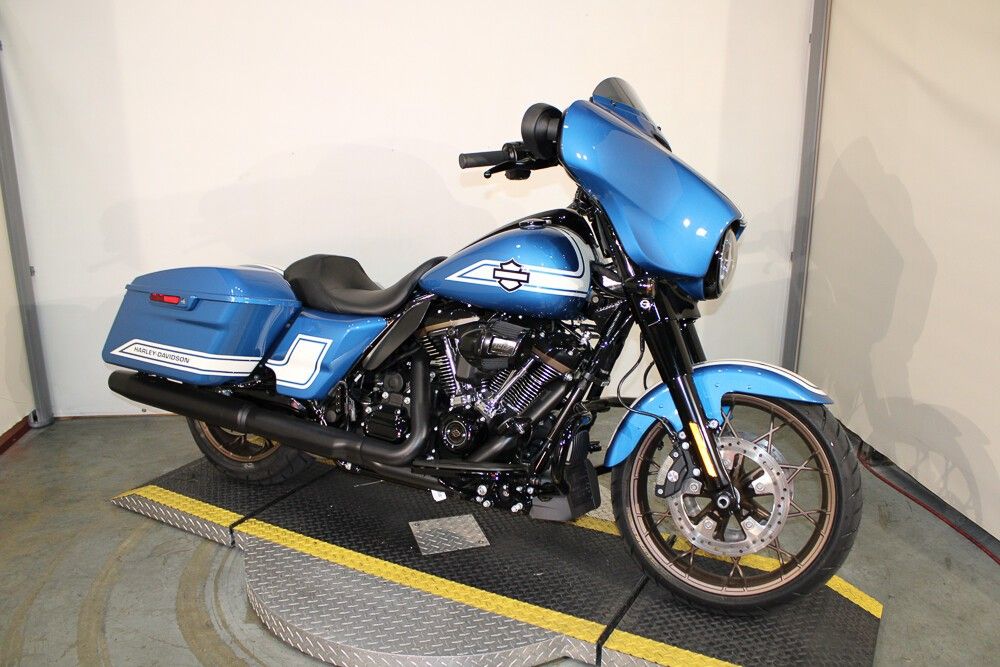 2023 Harley-Davidson Street Glide ST Fast Johnnie Limited Edition