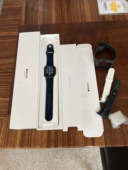 Apple Watch Series 3 42mm Cellular Version With Bands