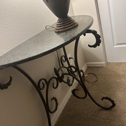End table with lamp