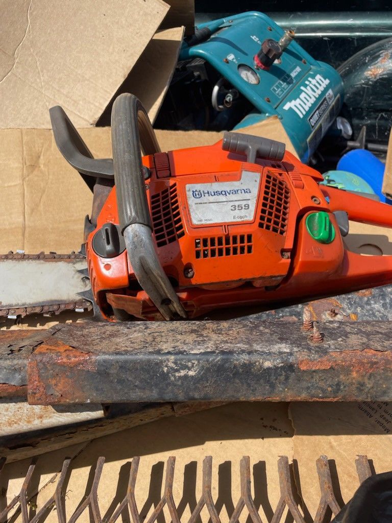 Huskavarna 359 Big Boy Chainsaw- Great Shape Won't Last!