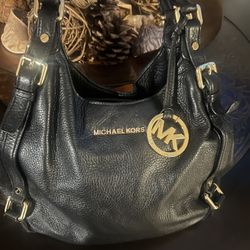 Medium Size Black Leather Michael Kors Purse