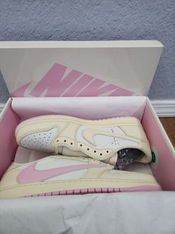 Travis scott Air jordan 1 shy pink