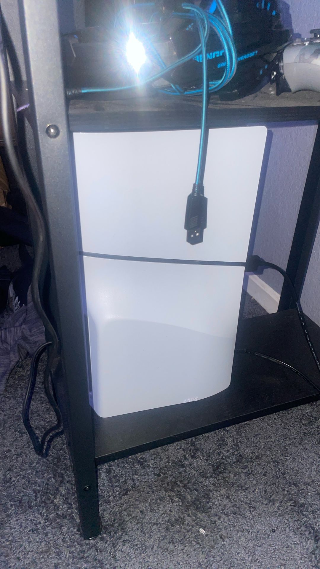 Ps5, Comes With 1 Controller