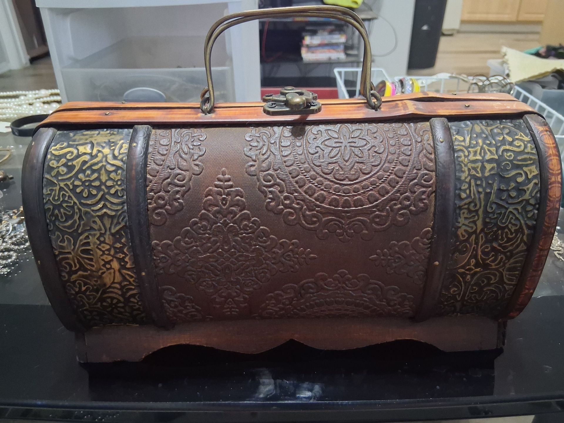 Vintage wooden purse