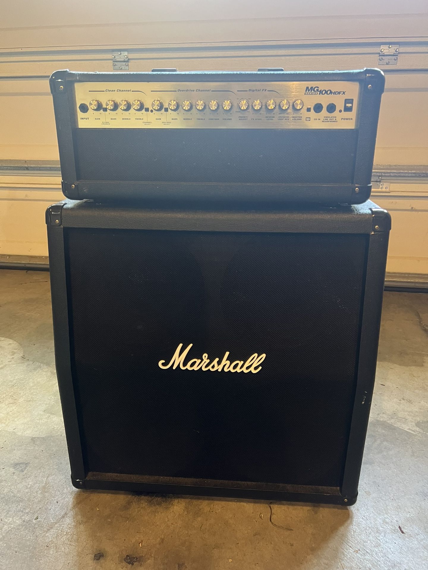 Marshall MG100HDFX/MG412 Slant Cab Half Stack Package