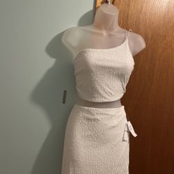 2 Pieces skirt and top White New 