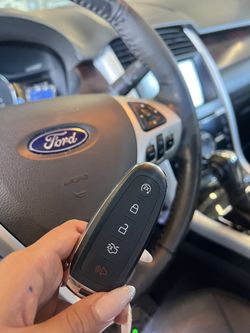 Key Fob / Llaves
