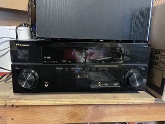Pioneer elite With Polk Audio Speakers And Subwoofer 