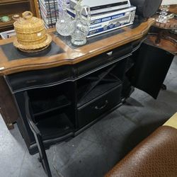 Legacy Classic Furniture Cottage Hill Credenza