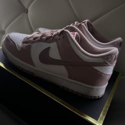 Nike Dunk Low "Pink Velvet" (GS).