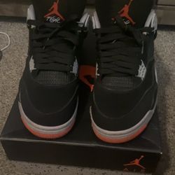 Jordan 4 Breds