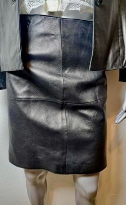 GENUINE LEATHER PENCIL SKIRT…Sz 6
