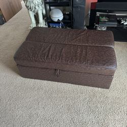 Ottoman With A Pullout Bed