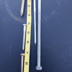 Wood Screws. Various Sizes